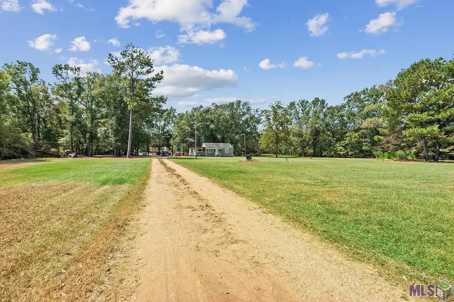 15090 Port Hudson Pride Rd, Pride, LA 70770 - #2