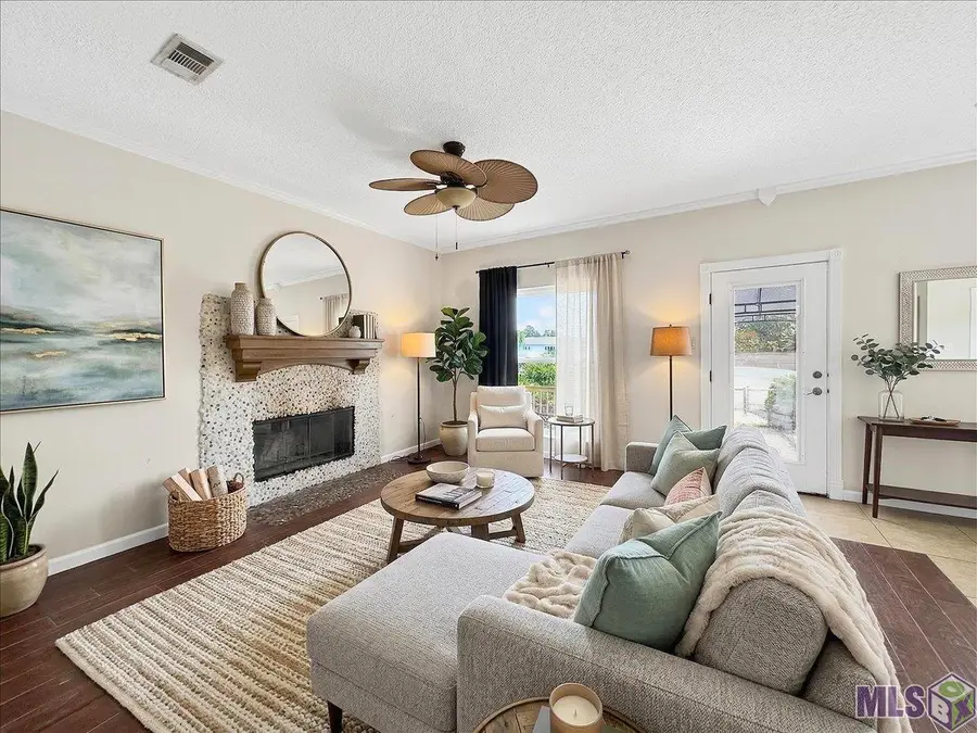 7111 Point Avery Dr, Baton Rouge, LA 70817 - #3