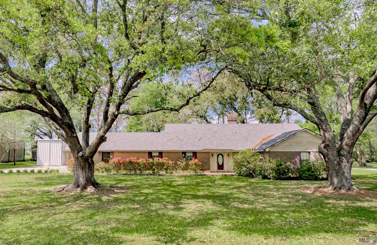 10055 Jack Torres Rd, Maringouin, LA 70757 - #1