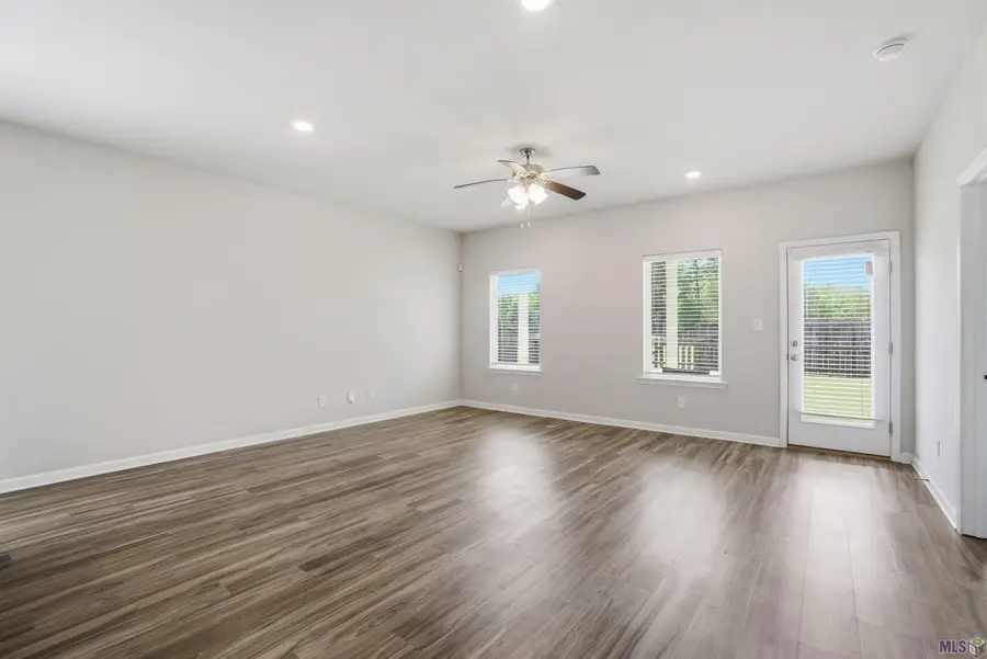 34273 Garnet Lake Dr, Walker, LA 70785 - #3