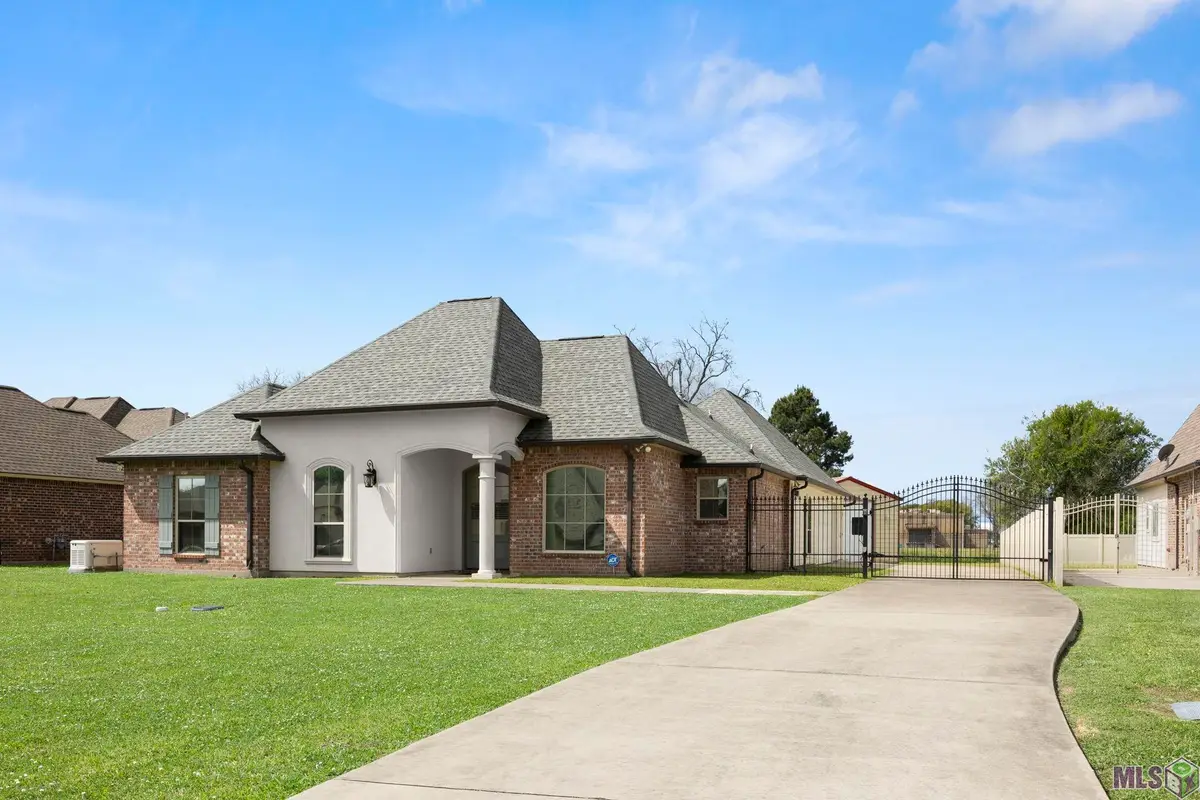 523 Gisele St, New Roads, LA 70760 - #1