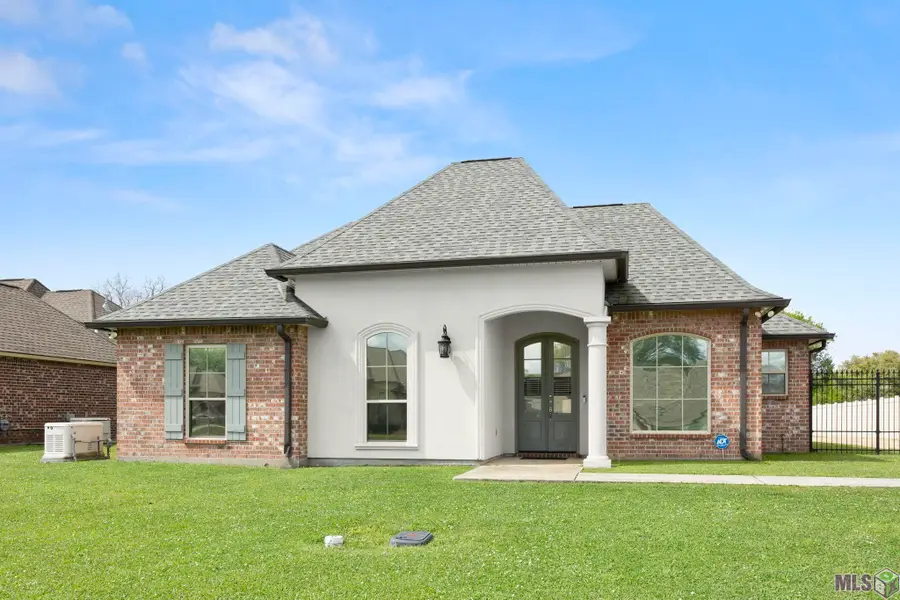 523 Gisele St, New Roads, LA 70760 - #2