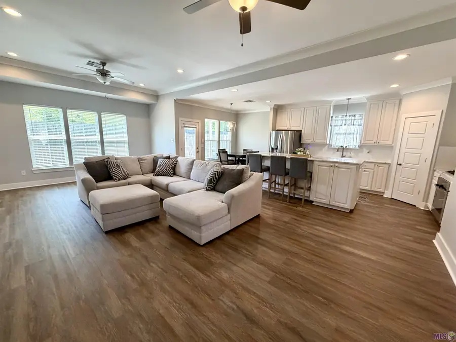 9034 Southlawn Dr, Baton Rouge, LA 70810 - #3