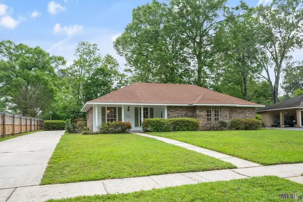 525 Hexham Rd, Baton Rouge, LA 70819