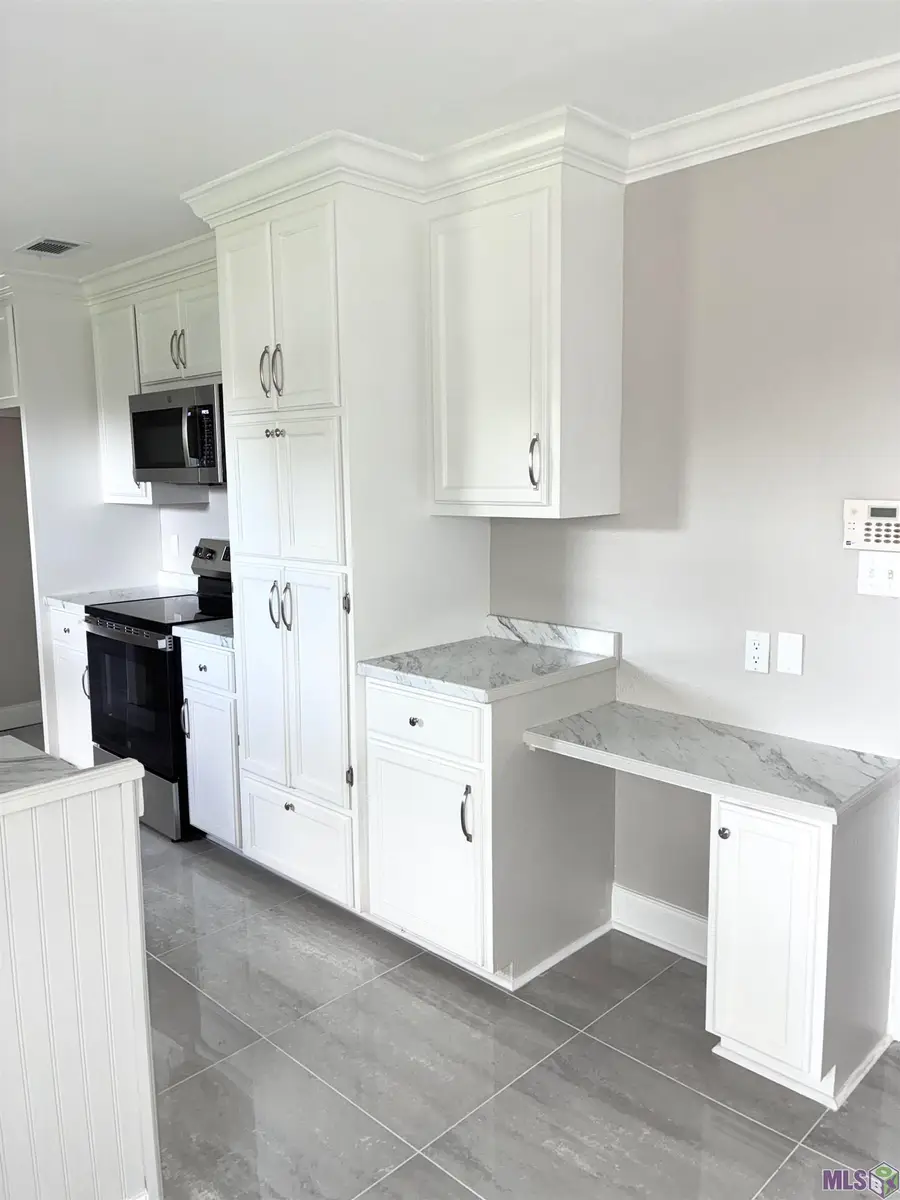 12230 Catalina Ave, Baton Rouge, LA 70814 - #2