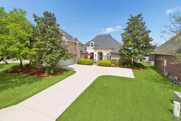 35334 Oak Haven Dr, Geismar, LA 70734