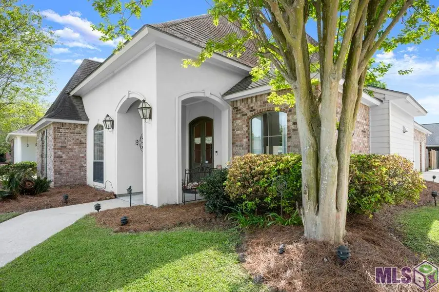 12389 Old Mill Dr, Geismar, LA 70734 - #2