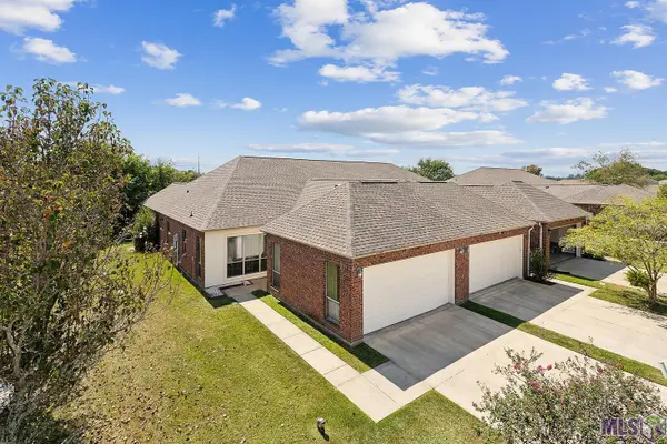 5364 Courtyard Dr, Gonzales, LA 70737
