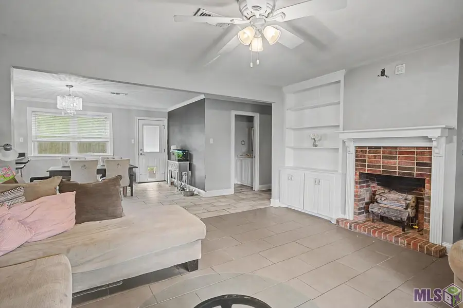 103 Joan St, Denham Springs, LA 70726 - #2