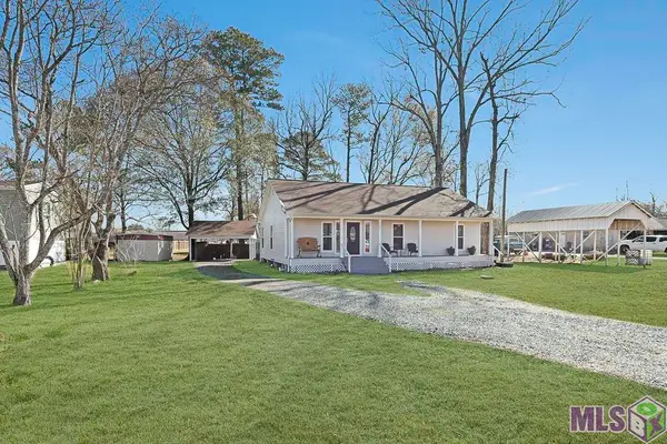 16290 Oakridge Dr, Prairieville, LA 70769