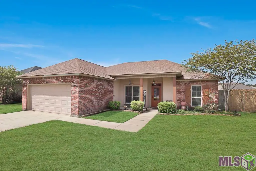 28319 Lake Sabine Dr, Livingston, LA 70754 - #1