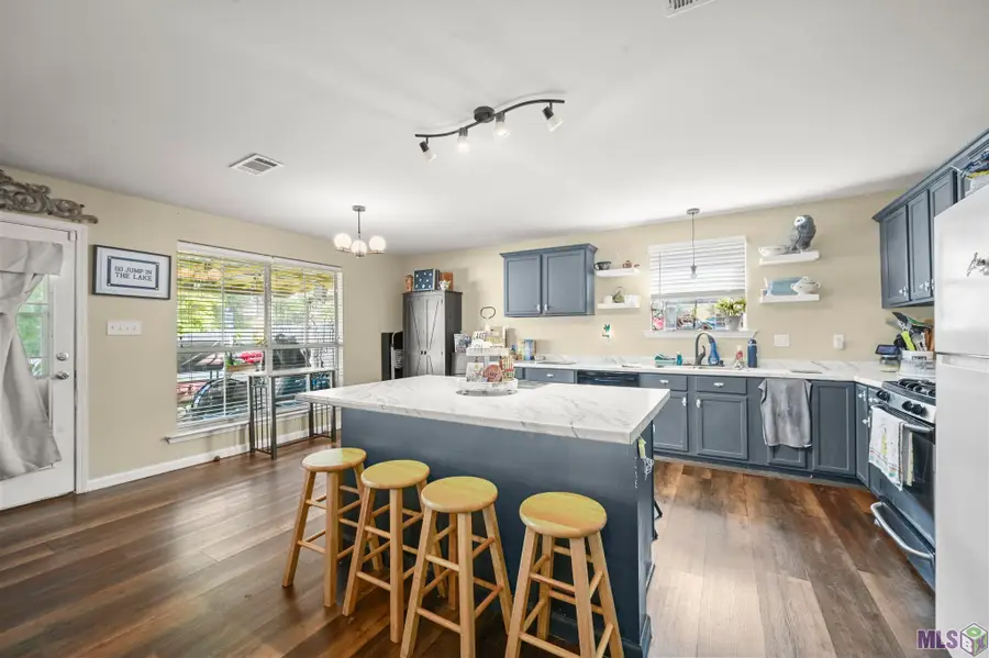 12819 Bonnie Bleu Dr, Denham Springs, LA 70726 - #2