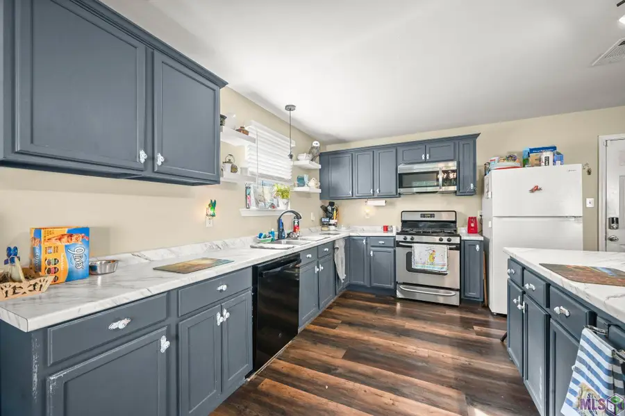 12819 Bonnie Bleu Dr, Denham Springs, LA 70726 - #3