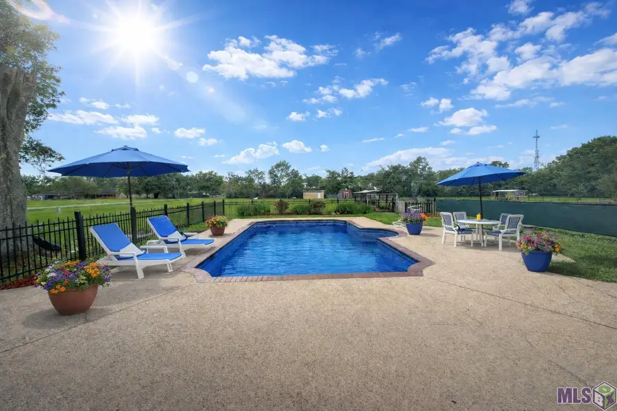 16009 Acadia Dr, Prairieville, LA 70769 - #2