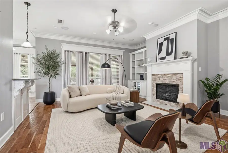 24929 Plantation Lake Ave, Denham Springs, LA 70726 - #2