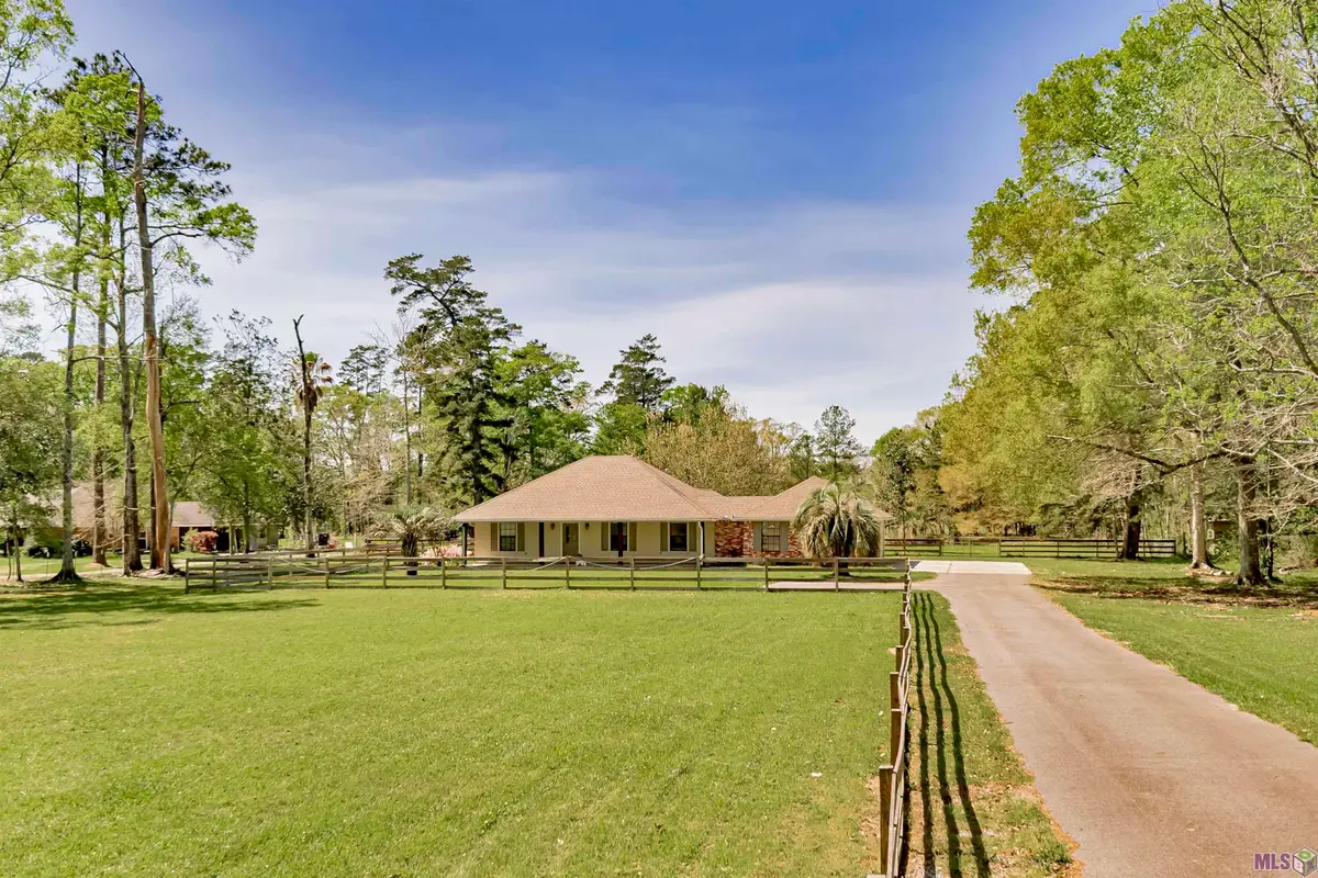 28675 Red Oak Dr, Walker, LA 70785 - #1