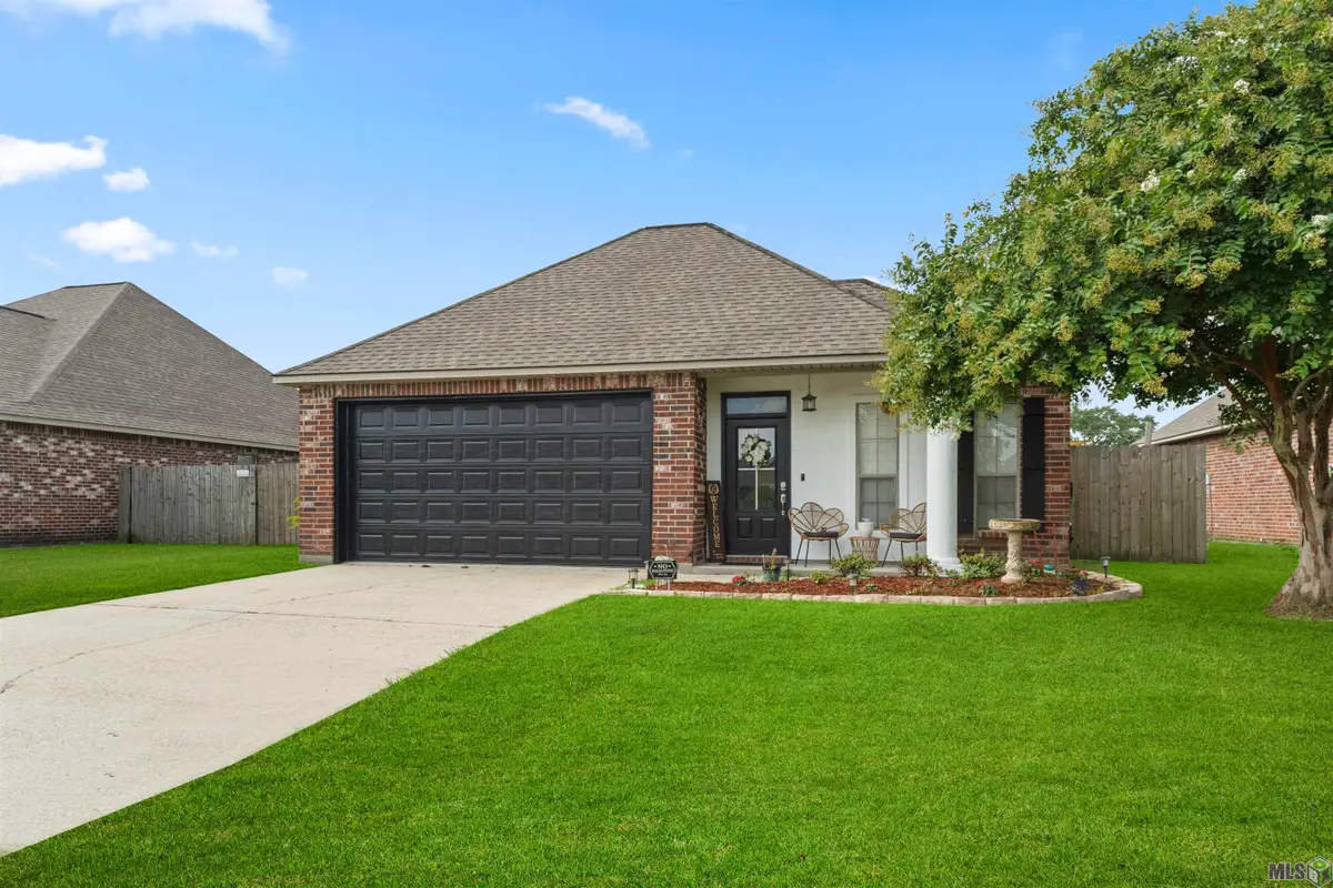 40463 Fox Run Dr, Gonzales, LA 70737 - #1
