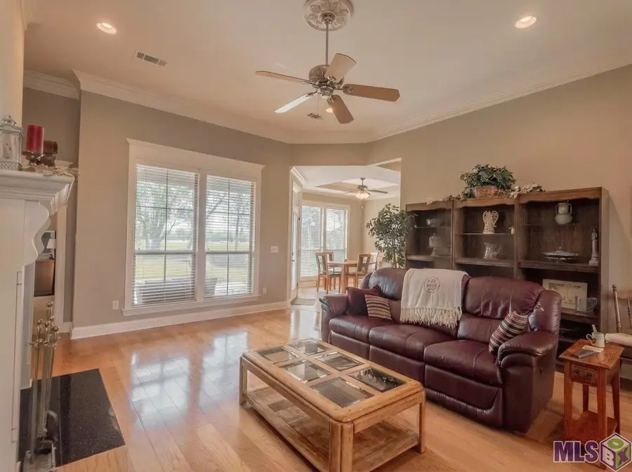 10808 Hillbrook Ave, Baton Rouge, LA 70810 - #2