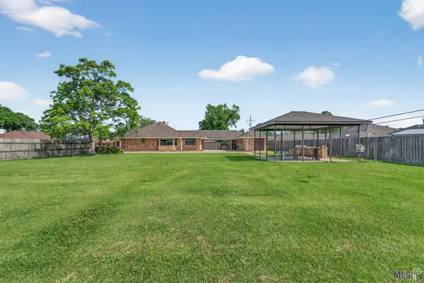 2154 Capri Dr, Baton Rouge, LA 70815