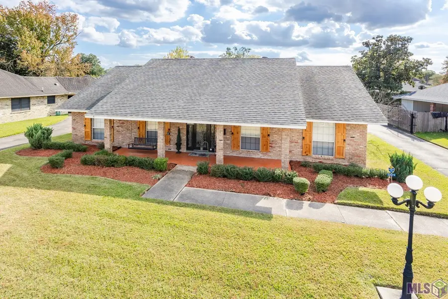 12572 Parkwood Dr, Baton Rouge, LA 70815 - #2