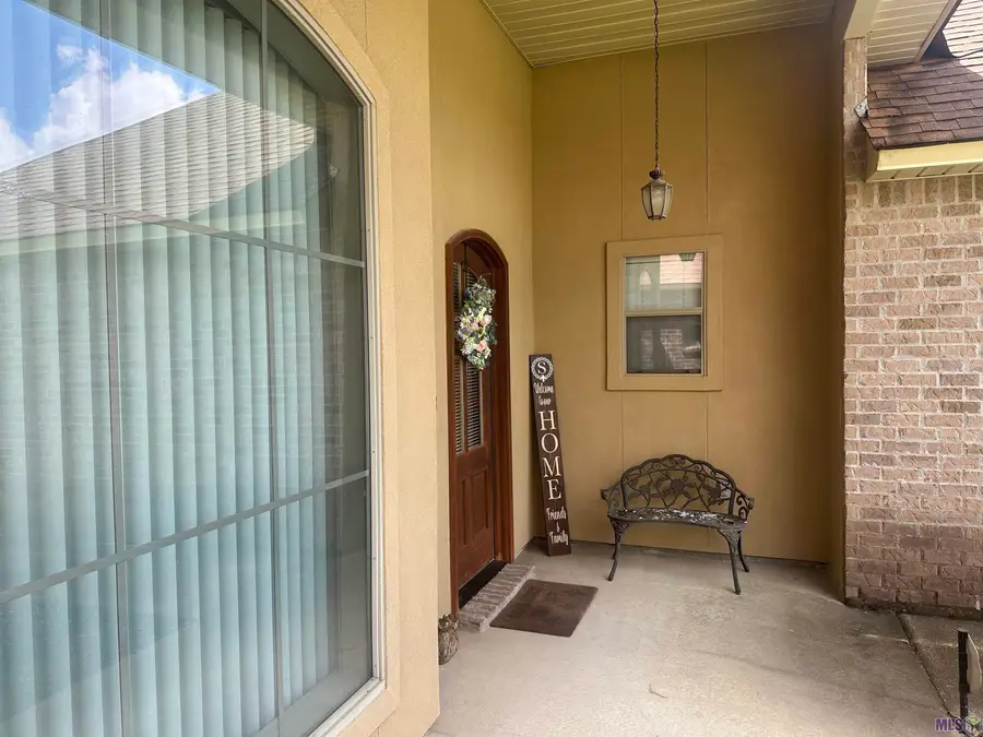 6342 Surrey Ln, Zachary, LA 70791 - #2
