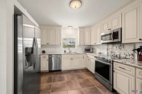 324 Janmar St, Denham Springs, LA 70726