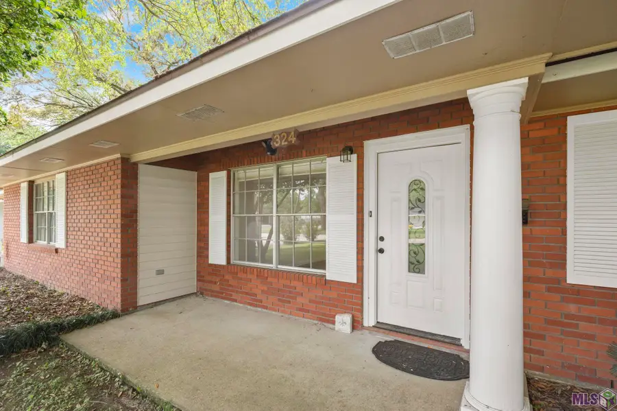 324 Janmar St, Denham Springs, LA 70726 - #3