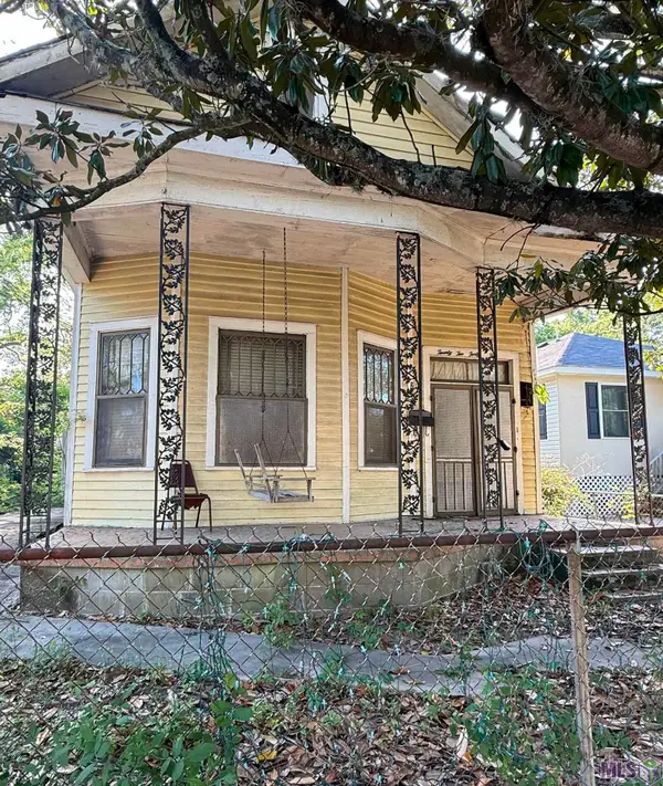 2245 Thomas H Delpit Dr, Baton Rouge, LA 70802