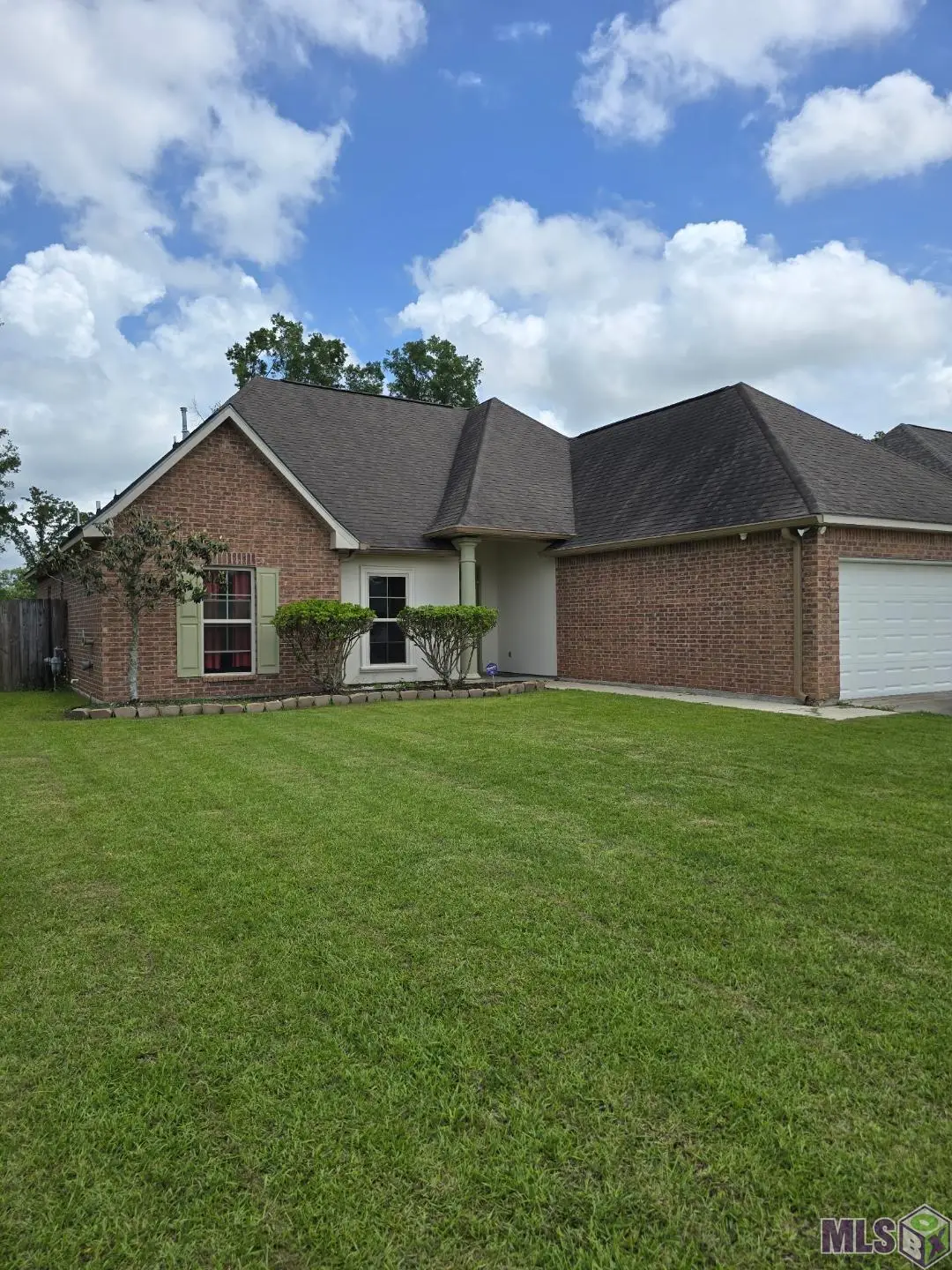 14050 Serenity Cove Dr, Gonzales, LA 70737 - #1