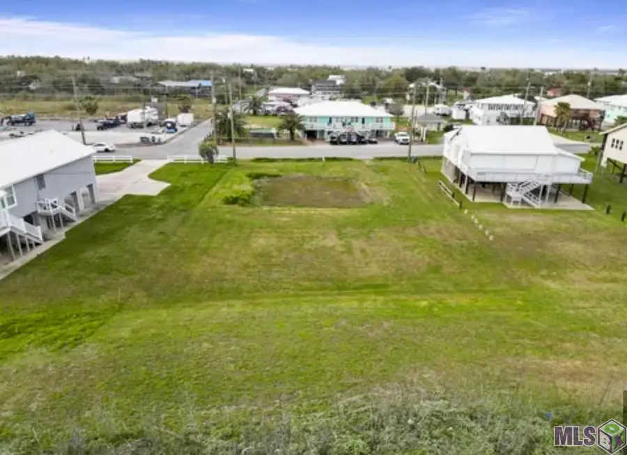 3446 Highway 1, Grand Isle, LA 70358 - #3