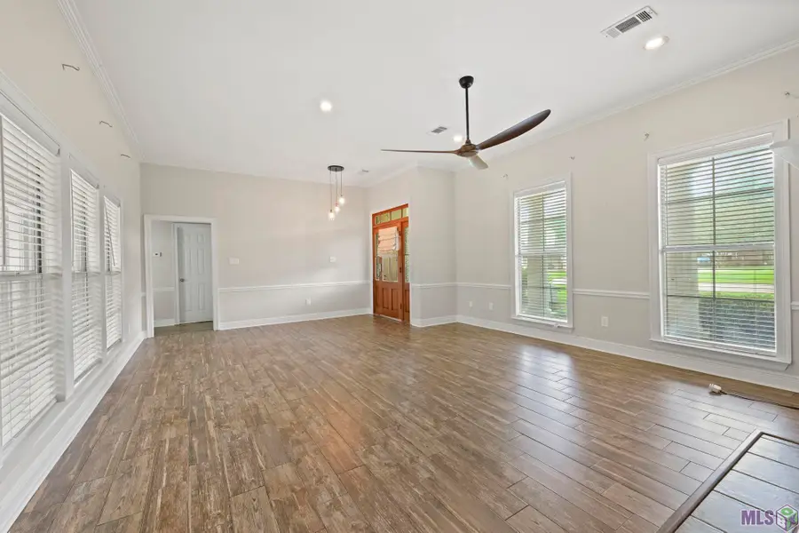 11231 Suncrest Ct, Baton Rouge, LA 70818 - #3