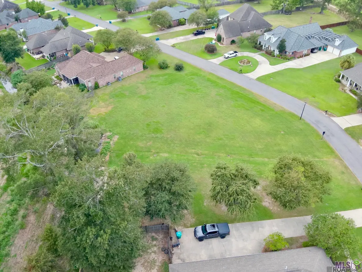 4325 Roseland Dr, Port Allen, LA 70767 - #1