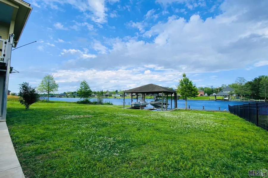 11416 River Highlands Drive, Saint Amant, LA 70774 - #3