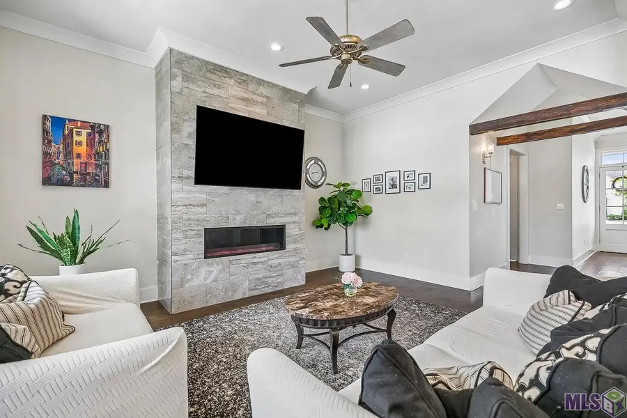 2720 Lexington Lakes Ave, Baton Rouge, LA 70810 - #3