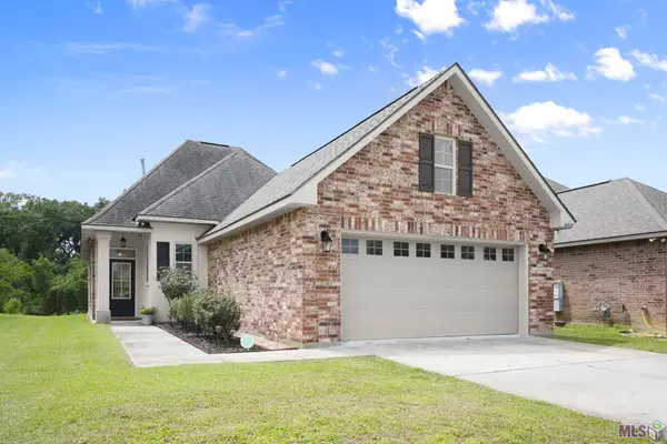 16527 Walk Around Ave, Prairieville, LA 70769