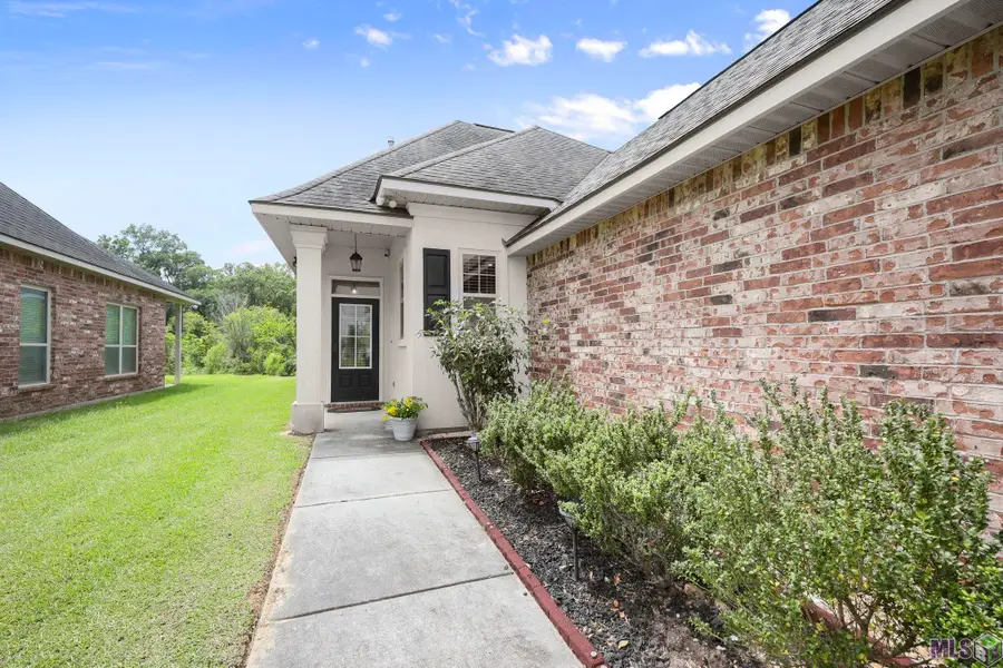 16527 Walk Around Ave, Prairieville, LA 70769 - #2