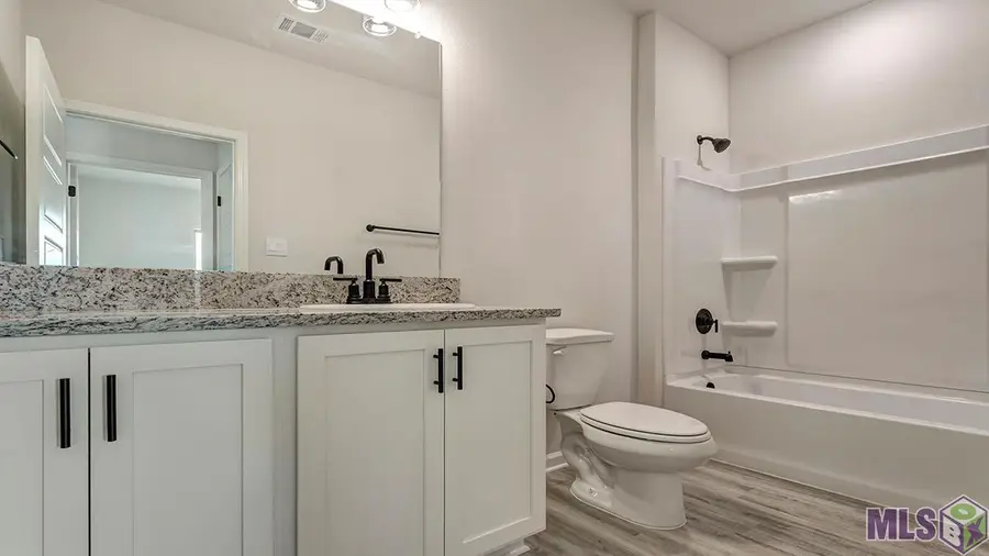 2130 Clark Ave, Zachary, LA 70791 - #3