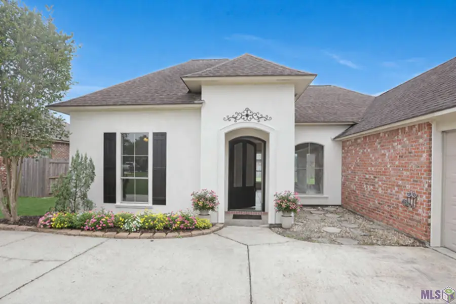 14084 Deep Creek Dr, Gonzales, LA 70737 - #3