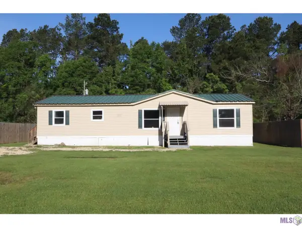 38089 Falcon Wood Dr, Denham Springs, LA 70706