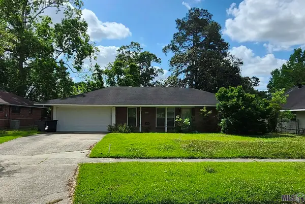 8244 Harry Dr, Baton Rouge, LA 70806