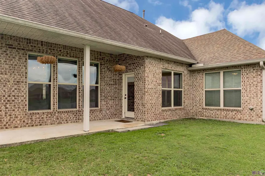 4640 Longwood Dr, Addis, LA 70710 - #3