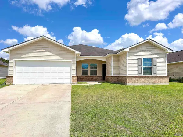 35068 Rayville Dr, Denham Springs, LA 70706