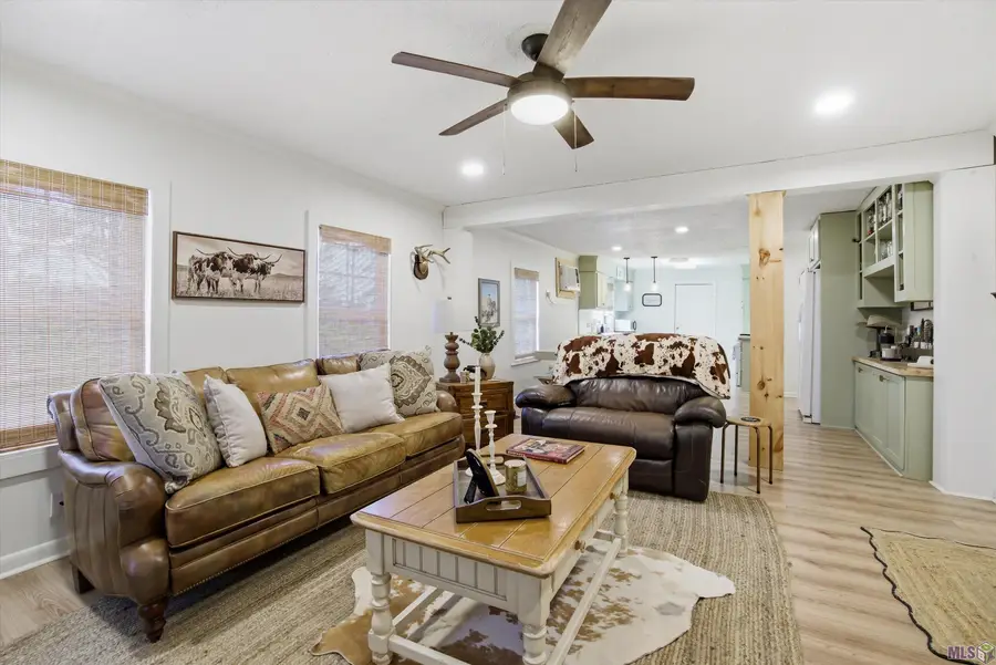 32835 Walker North Rd, Walker, LA 70785 - #2