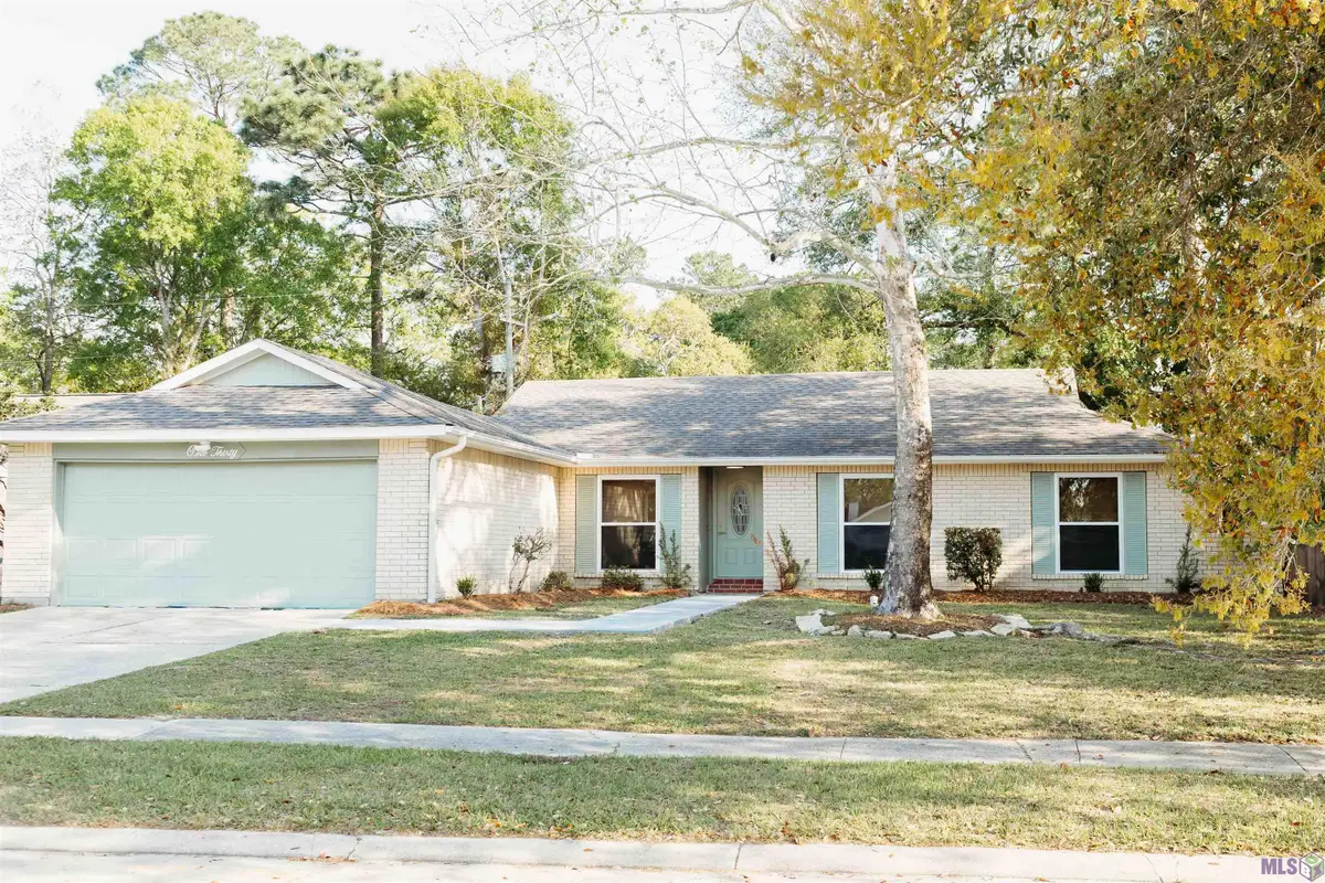 130 North Blvd, Slidell, LA 70458 - #1