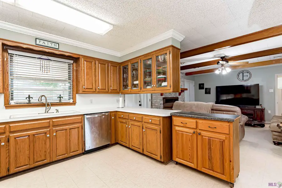 58515 Delacroix Ave, Plaquemine, LA 70764 - #2