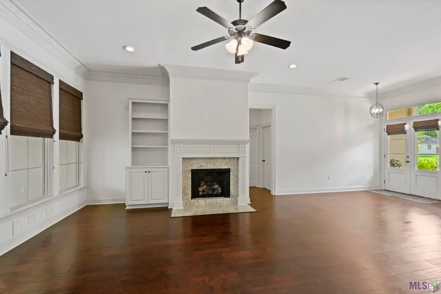 9797 Market West Dr, Baton Rouge, LA 70810 - #2