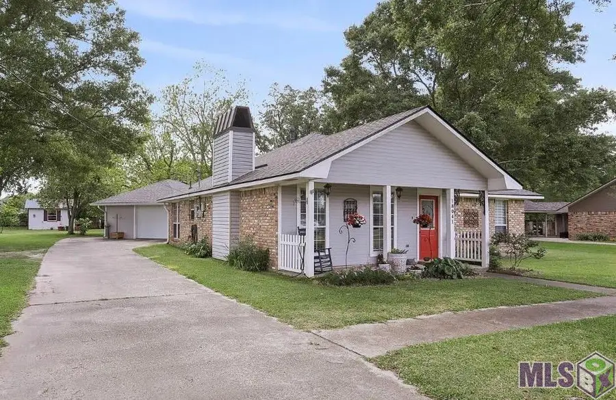 18041 Autumn Leaves Dr, Prairieville, LA 70769 - #2