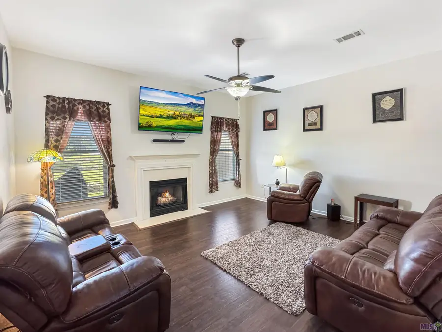 37144 Murphy Webb Ave, Prairieville, LA 70769 - #3