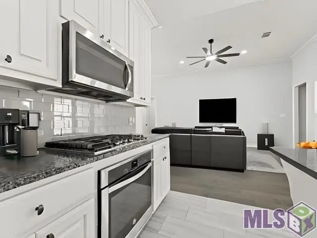 10365 Fountain Ln, Denham Springs, LA 70726 - #3