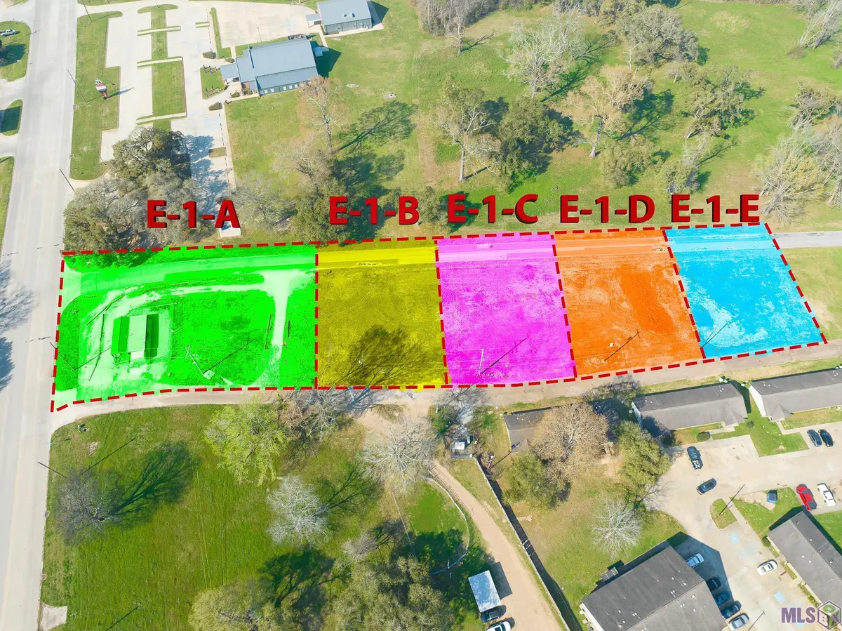 9768 West Feliciana Pkwy, Saint Francisville, LA 70775 - #1